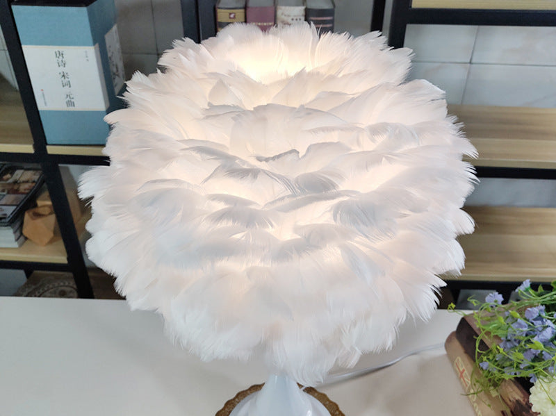 Luxury Feather Table Lamp